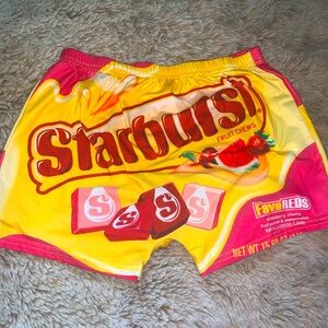 Starburst Graphic Shorts